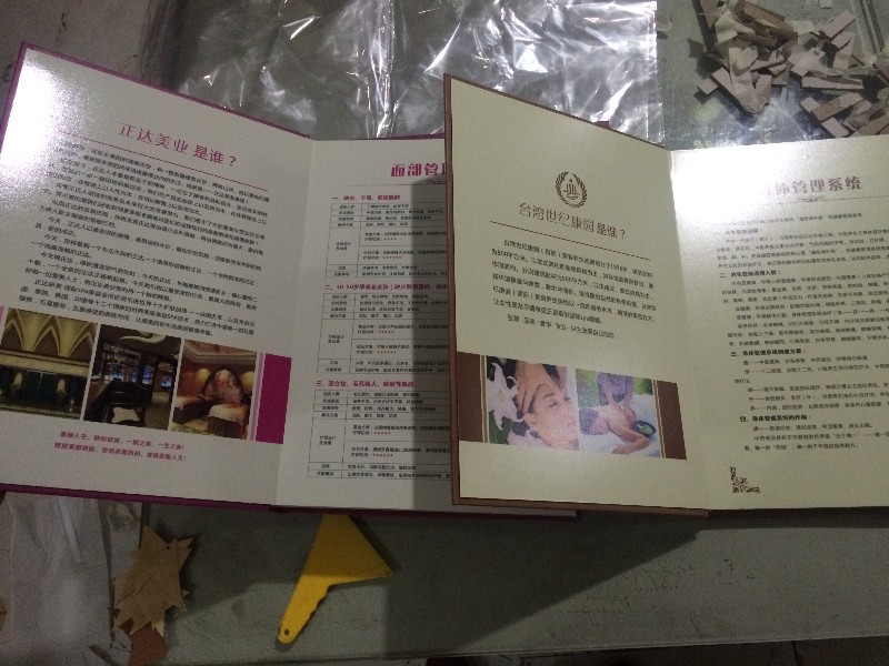探寻韶关影楼水晶相册制作与高清冲印的专业之道